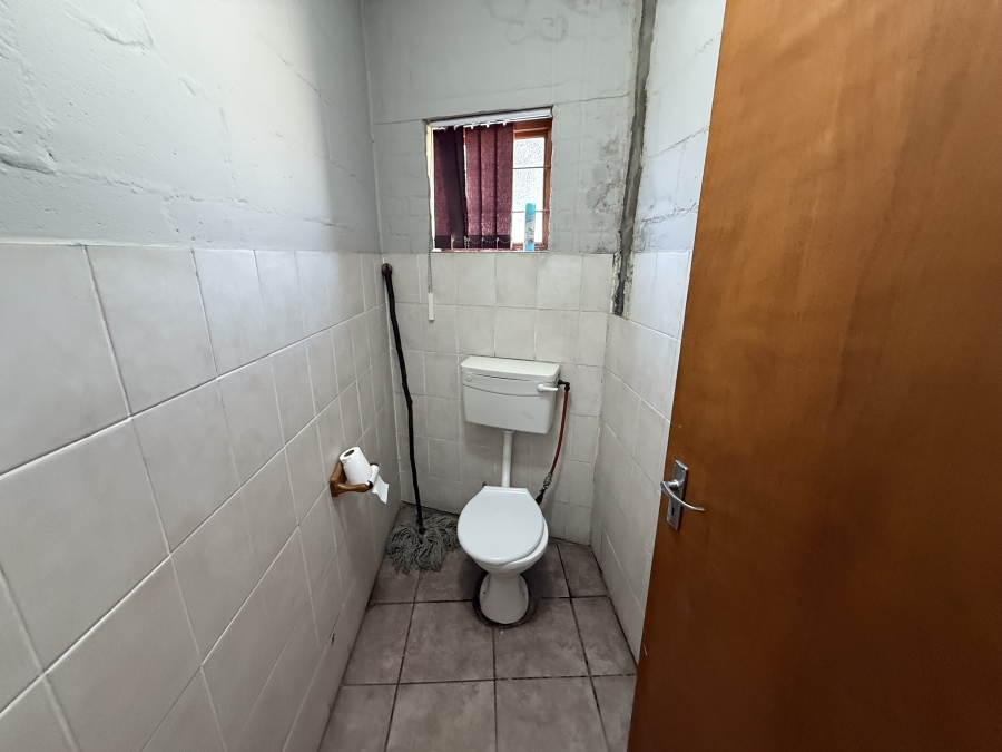 To Let commercial Property for Rent in Malmesbury Industria Western Cape